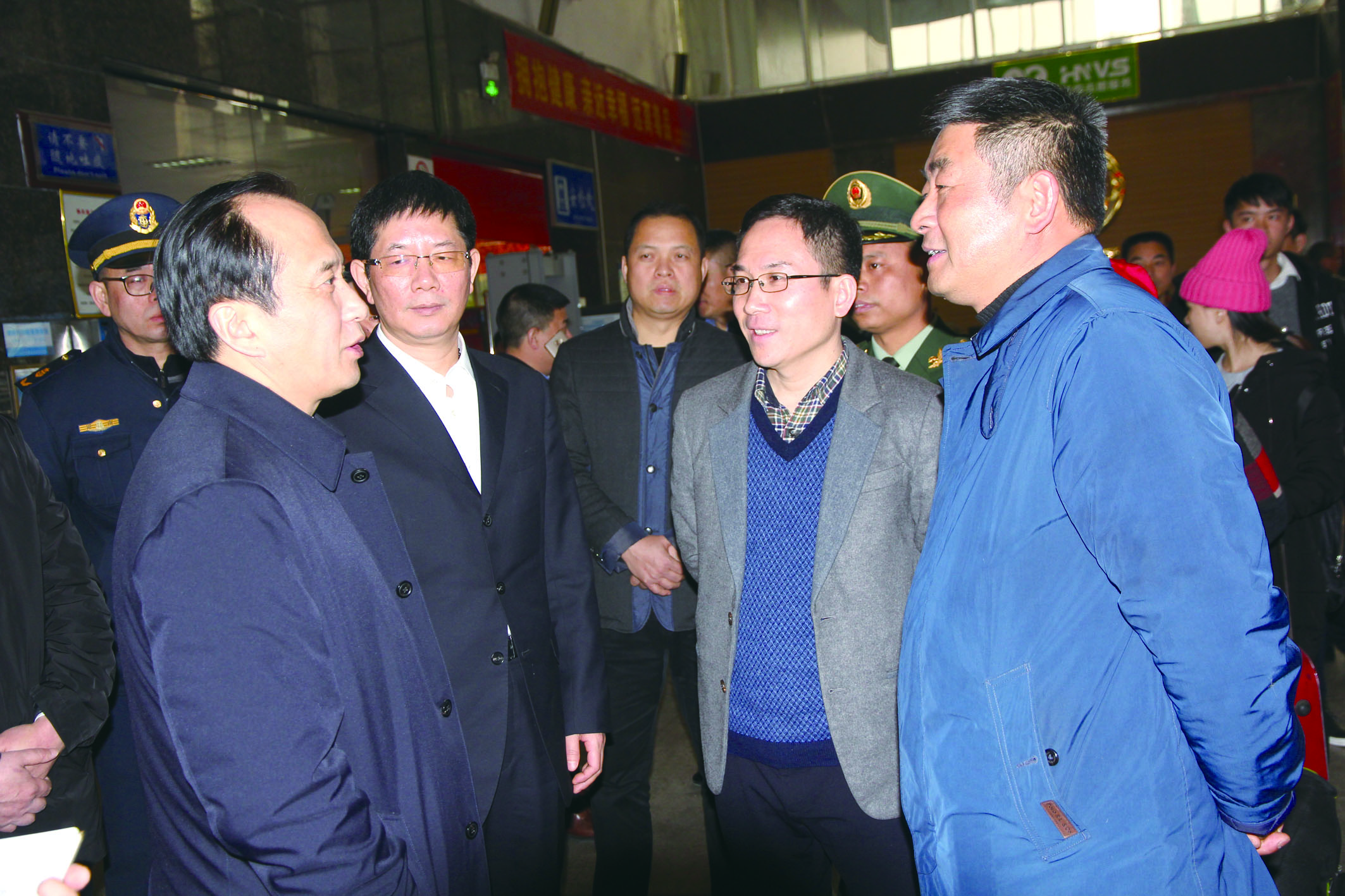 2月8日，副省長、省公安廳廳長許顯輝來我司督導安全生產(chǎn)工作